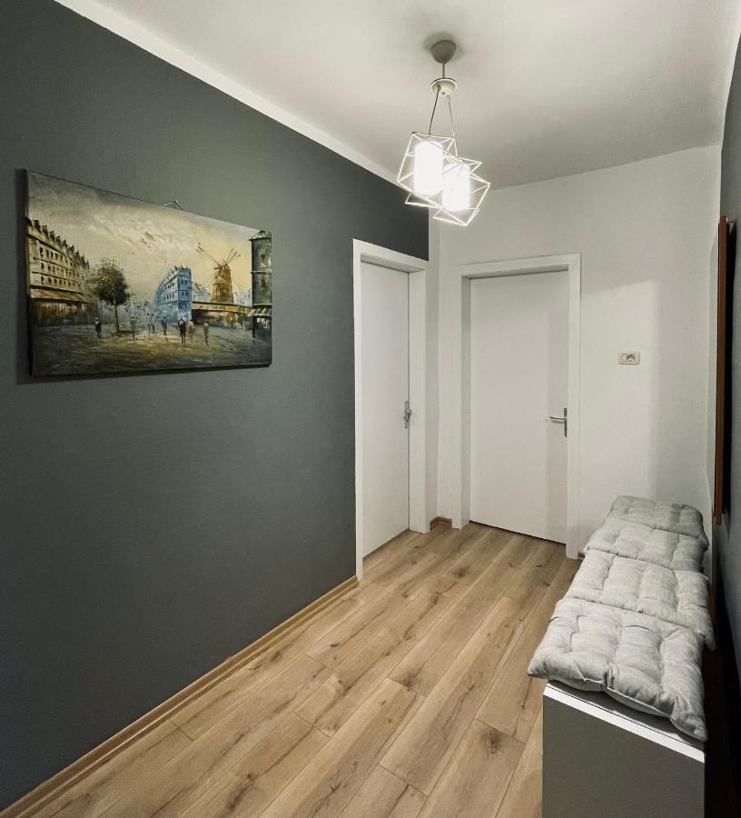 Luel Central Apartament ติรานา ภายนอก รูปภาพ