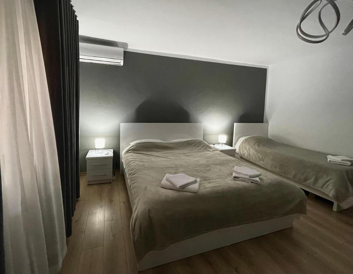 Luel Central Apartament ติรานา ภายนอก รูปภาพ